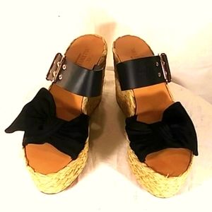 🔥🔥NWOT Valentino Black Leather & Suede Bow Platform Wedge Sandal
